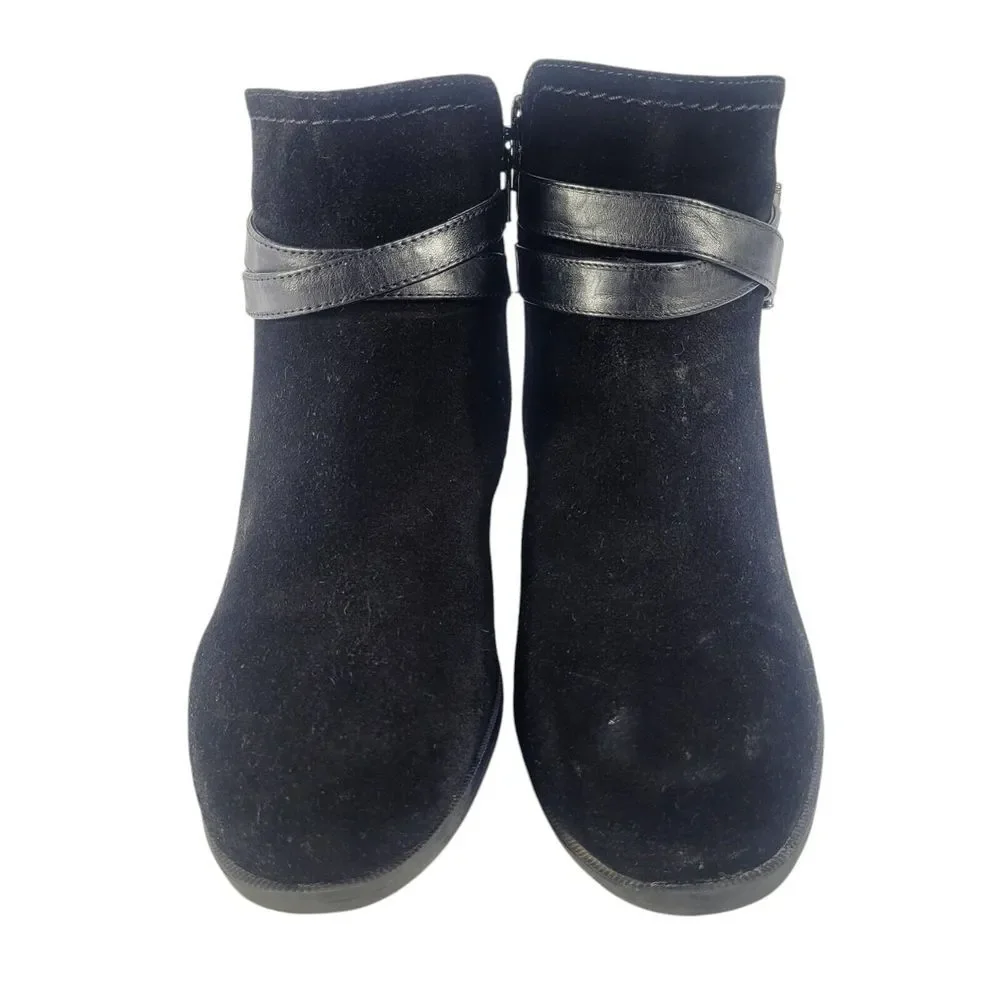 Alex Marie Trendy And Sassy Black Leather Shimmer‎ Zip Up Platform 7.5